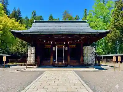 上杉神社の{uncategorized: "未分類", other: "その他", undefined: "問題あり", building: "その他建物", grave: "お墓", sacred_gate: "鳥居", guardian: "狛犬", statue: "像", buddha: "仏像", history: "歴史", nature: "自然", garden: "庭園", animal: "動物", pagoda: "塔", temizu: "手水舎", mountain_gate: "山門・神門", sanctuary: "本殿・本堂", subordinate: "末社・摂社", art: "芸術", scenery: "景色", jizo: "地蔵", ema: "絵馬", goshuin: "御朱印", omikuji: "おみくじ", items: "授与品その他", amulet: "お守り", goshuincho: "御朱印帳", eats: "食事", festival: "お祭り", votive_dance: "神楽", shichigosan: "七五三参", wedding: "結婚式", experience: "体験その他", initially: "初詣", around: "周辺", anti_infection: "感染症対策"}