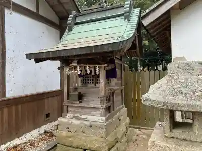 野間神社の{uncategorized: "未分類", other: "その他", undefined: "問題あり", building: "その他建物", grave: "お墓", sacred_gate: "鳥居", guardian: "狛犬", statue: "像", buddha: "仏像", history: "歴史", nature: "自然", garden: "庭園", animal: "動物", pagoda: "塔", temizu: "手水舎", mountain_gate: "山門・神門", sanctuary: "本殿・本堂", subordinate: "末社・摂社", art: "芸術", scenery: "景色", jizo: "地蔵", ema: "絵馬", goshuin: "御朱印", omikuji: "おみくじ", items: "授与品その他", amulet: "お守り", goshuincho: "御朱印帳", eats: "食事", festival: "お祭り", votive_dance: "神楽", shichigosan: "七五三参", wedding: "結婚式", experience: "体験その他", initially: "初詣", around: "周辺", anti_infection: "感染症対策"}