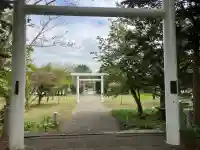 留萌神社の{uncategorized: "未分類", other: "その他", undefined: "問題あり", building: "その他建物", grave: "お墓", sacred_gate: "鳥居", guardian: "狛犬", statue: "像", buddha: "仏像", history: "歴史", nature: "自然", garden: "庭園", animal: "動物", pagoda: "塔", temizu: "手水舎", mountain_gate: "山門・神門", sanctuary: "本殿・本堂", subordinate: "末社・摂社", art: "芸術", scenery: "景色", jizo: "地蔵", ema: "絵馬", goshuin: "御朱印", omikuji: "おみくじ", items: "授与品その他", amulet: "お守り", goshuincho: "御朱印帳", eats: "食事", festival: "お祭り", votive_dance: "神楽", shichigosan: "七五三参", wedding: "結婚式", experience: "体験その他", initially: "初詣", around: "周辺", anti_infection: "感染症対策"}