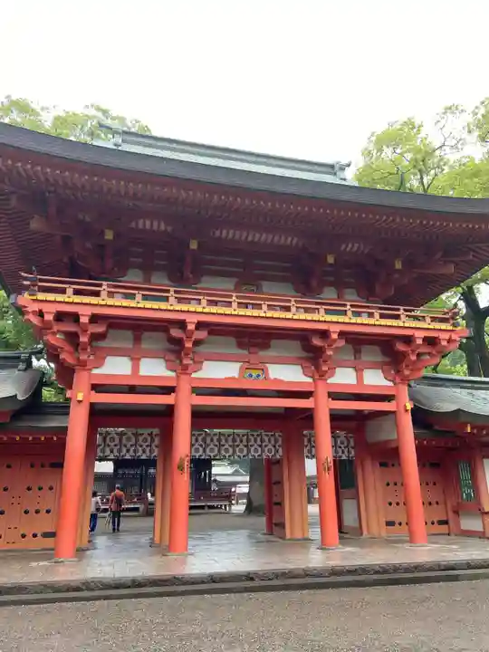 武蔵一宮氷川神社の山門・神門