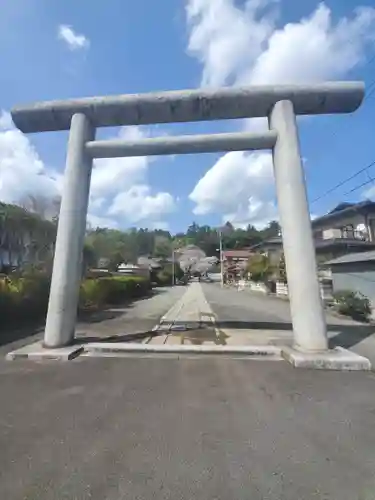 稲田神社の鳥居