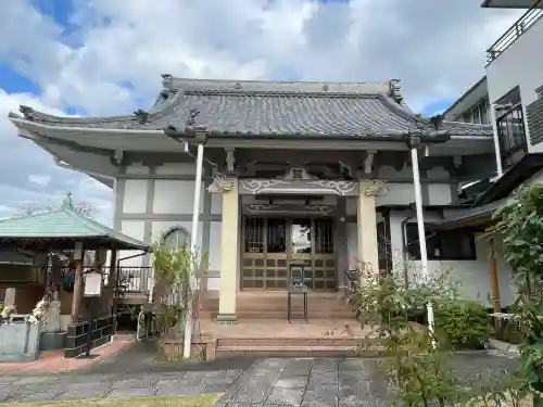 宗長寺の{uncategorized: "未分類", other: "その他", undefined: "問題あり", building: "その他建物", grave: "お墓", sacred_gate: "鳥居", guardian: "狛犬", statue: "像", buddha: "仏像", history: "歴史", nature: "自然", garden: "庭園", animal: "動物", pagoda: "塔", temizu: "手水舎", mountain_gate: "山門・神門", sanctuary: "本殿・本堂", subordinate: "末社・摂社", art: "芸術", scenery: "景色", jizo: "地蔵", ema: "絵馬", goshuin: "御朱印", omikuji: "おみくじ", items: "授与品その他", amulet: "お守り", goshuincho: "御朱印帳", eats: "食事", festival: "お祭り", votive_dance: "神楽", shichigosan: "七五三参", wedding: "結婚式", experience: "体験その他", initially: "初詣", around: "周辺", anti_infection: "感染症対策"}