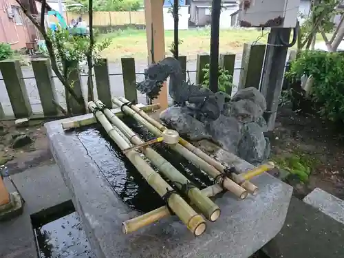 八幡神社の手水舎