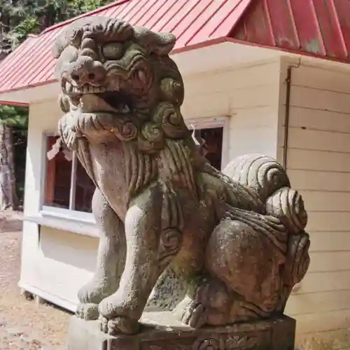 十勝神社の狛犬