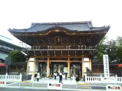 成田山新勝寺の山門・神門