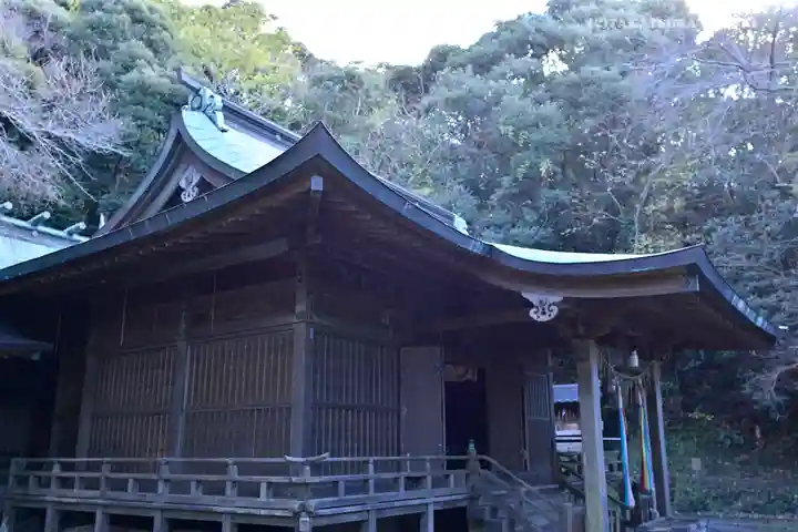 洲崎神社の本殿・本堂