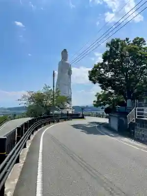 韮崎平和観音(山梨県)