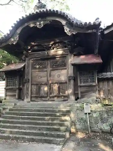 若宮八幡神社の本殿・本堂