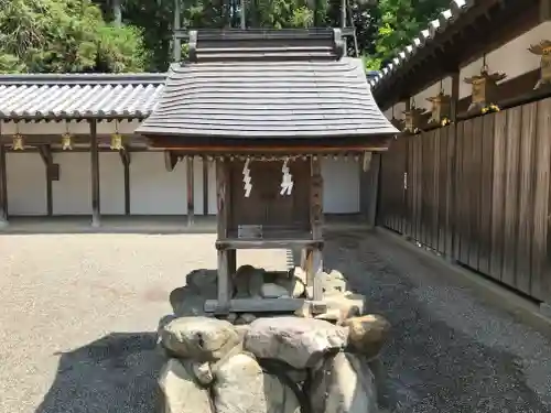 馬見岡綿向神社の末社・摂社