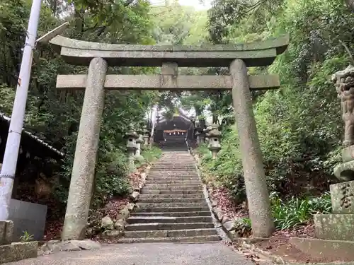 高家八幡神社の鳥居