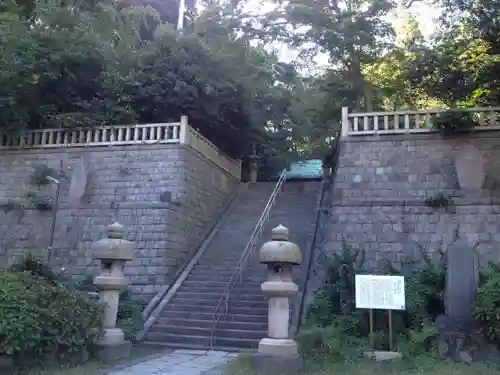 諏訪大神社の建物その他