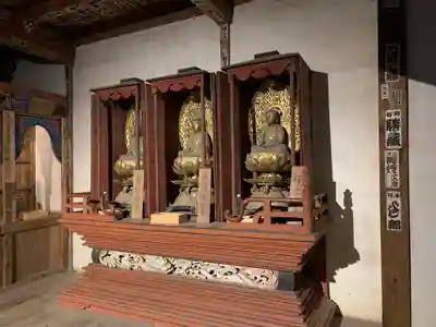 成身院　百体観音堂（さざえ堂）(埼玉県)