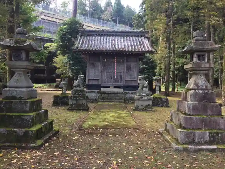 藤下若宮八幡神社の本殿・本堂