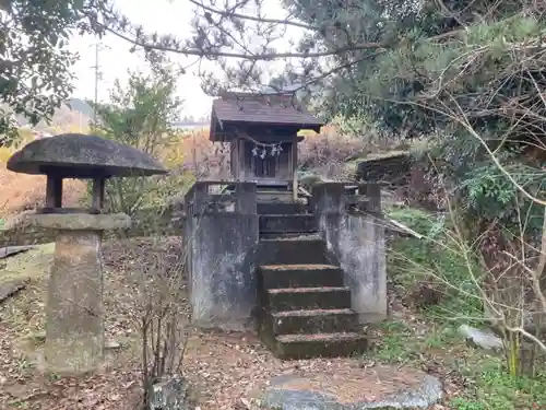 田島守神社の本殿