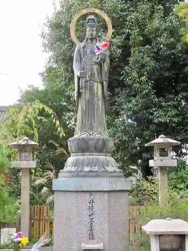 寶塔寺（宝塔寺）の仏像