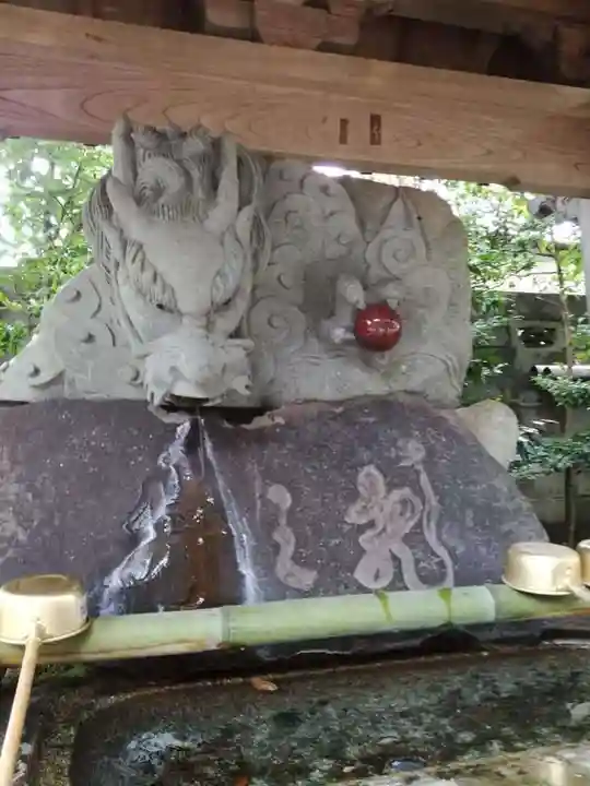 銚港神社の手水舎