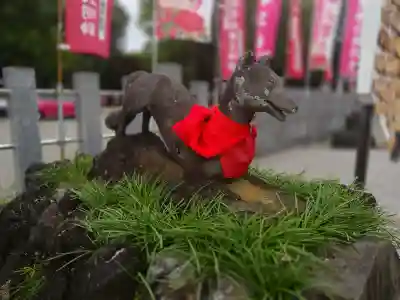 箭弓稲荷神社の{uncategorized: "未分類", other: "その他", undefined: "問題あり", building: "その他建物", grave: "お墓", sacred_gate: "鳥居", guardian: "狛犬", statue: "像", buddha: "仏像", history: "歴史", nature: "自然", garden: "庭園", animal: "動物", pagoda: "塔", temizu: "手水舎", mountain_gate: "山門・神門", sanctuary: "本殿・本堂", subordinate: "末社・摂社", art: "芸術", scenery: "景色", jizo: "地蔵", ema: "絵馬", goshuin: "御朱印", omikuji: "おみくじ", items: "授与品その他", amulet: "お守り", goshuincho: "御朱印帳", eats: "食事", festival: "お祭り", votive_dance: "神楽", shichigosan: "七五三参", wedding: "結婚式", experience: "体験その他", initially: "初詣", around: "周辺", anti_infection: "感染症対策"}