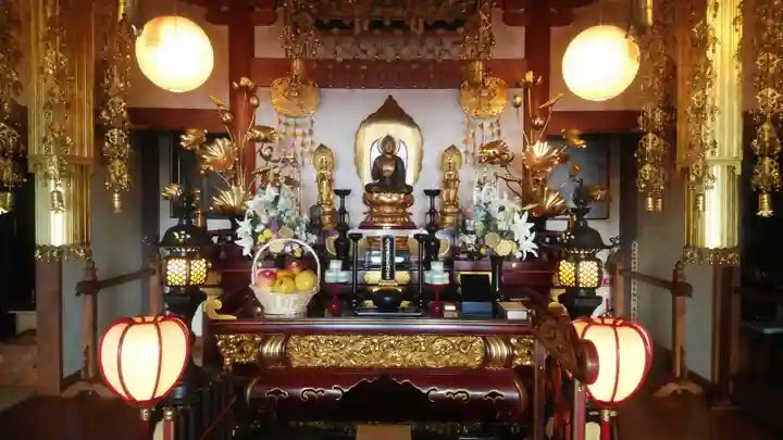 浄土宗 光明山 大蓮寺(照曜会館)の本殿・本堂