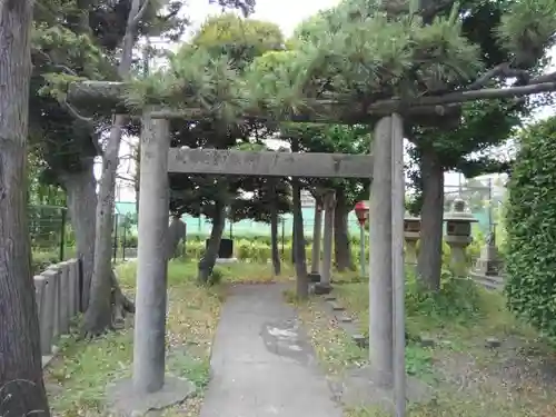 花之木稲荷神社の鳥居