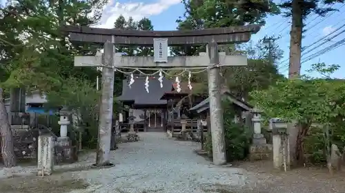 生出森八幡神社(里宮)の鳥居