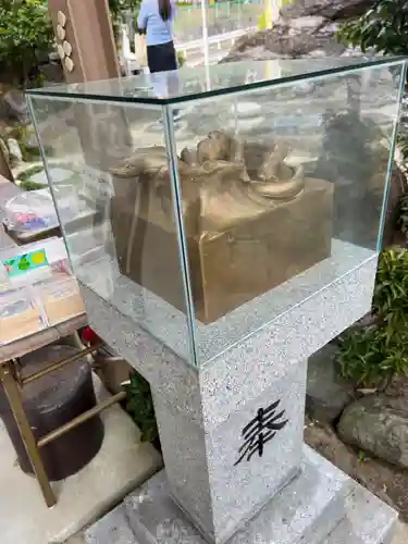 髙帝龍王龍神社（白山宮末社）の狛犬