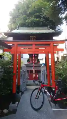 稲荷神社の鳥居