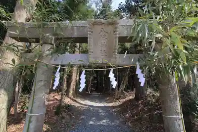 八幡神社の鳥居