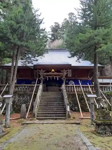 早池峰神社の本殿