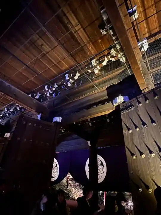 知恩院の{uncategorized: "未分類", other: "その他", undefined: "問題あり", building: "その他建物", grave: "お墓", sacred_gate: "鳥居", guardian: "狛犬", statue: "像", buddha: "仏像", history: "歴史", nature: "自然", garden: "庭園", animal: "動物", pagoda: "塔", temizu: "手水舎", mountain_gate: "山門・神門", sanctuary: "本殿・本堂", subordinate: "末社・摂社", art: "芸術", scenery: "景色", jizo: "地蔵", ema: "絵馬", goshuin: "御朱印", omikuji: "おみくじ", items: "授与品その他", amulet: "お守り", goshuincho: "御朱印帳", eats: "食事", festival: "お祭り", votive_dance: "神楽", shichigosan: "七五三参", wedding: "結婚式", experience: "体験その他", initially: "初詣", around: "周辺", anti_infection: "感染症対策"}