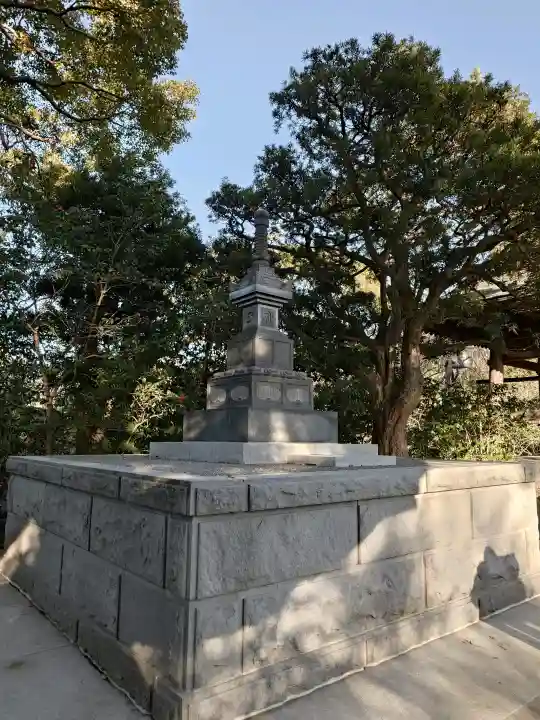 宝戒寺の{uncategorized: "未分類", other: "その他", undefined: "問題あり", building: "その他建物", grave: "お墓", sacred_gate: "鳥居", guardian: "狛犬", statue: "像", buddha: "仏像", history: "歴史", nature: "自然", garden: "庭園", animal: "動物", pagoda: "塔", temizu: "手水舎", mountain_gate: "山門・神門", sanctuary: "本殿・本堂", subordinate: "末社・摂社", art: "芸術", scenery: "景色", jizo: "地蔵", ema: "絵馬", goshuin: "御朱印", omikuji: "おみくじ", items: "授与品その他", amulet: "お守り", goshuincho: "御朱印帳", eats: "食事", festival: "お祭り", votive_dance: "神楽", shichigosan: "七五三参", wedding: "結婚式", experience: "体験その他", initially: "初詣", around: "周辺", anti_infection: "感染症対策"}