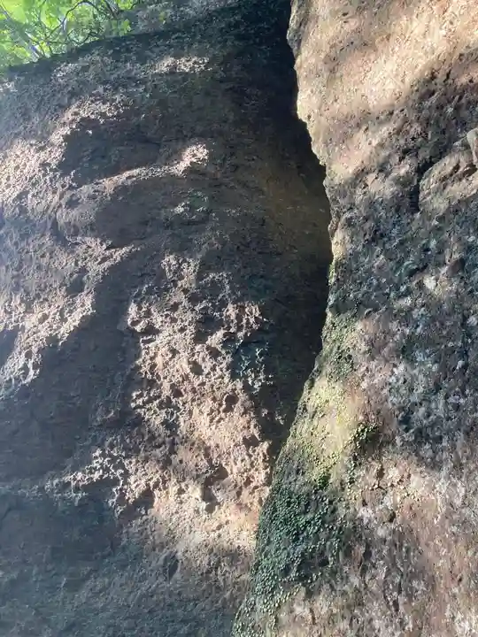 立岩神社の本殿・本堂
