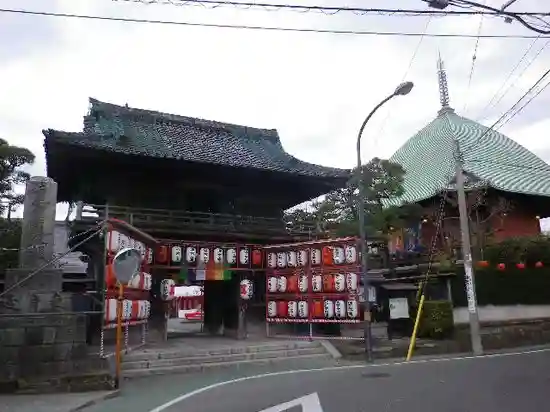 本覚寺の山門・神門