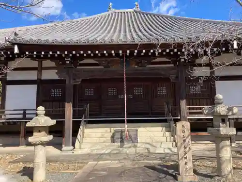 教信寺の本殿・本堂