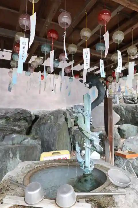 瀧不動尊の手水舎