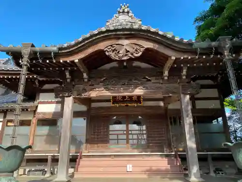 慈恩寺の本殿・本堂