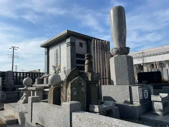 伝法寺の{uncategorized: "未分類", other: "その他", undefined: "問題あり", building: "その他建物", grave: "お墓", sacred_gate: "鳥居", guardian: "狛犬", statue: "像", buddha: "仏像", history: "歴史", nature: "自然", garden: "庭園", animal: "動物", pagoda: "塔", temizu: "手水舎", mountain_gate: "山門・神門", sanctuary: "本殿・本堂", subordinate: "末社・摂社", art: "芸術", scenery: "景色", jizo: "地蔵", ema: "絵馬", goshuin: "御朱印", omikuji: "おみくじ", items: "授与品その他", amulet: "お守り", goshuincho: "御朱印帳", eats: "食事", festival: "お祭り", votive_dance: "神楽", shichigosan: "七五三参", wedding: "結婚式", experience: "体験その他", initially: "初詣", around: "周辺", anti_infection: "感染症対策"}