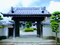 興陽寺の山門・神門