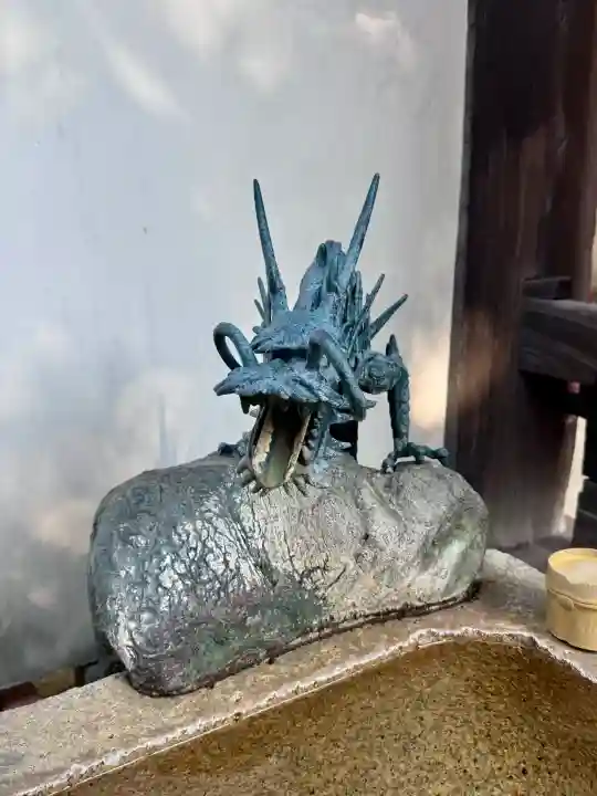 本教寺の{uncategorized: "未分類", other: "その他", undefined: "問題あり", building: "その他建物", grave: "お墓", sacred_gate: "鳥居", guardian: "狛犬", statue: "像", buddha: "仏像", history: "歴史", nature: "自然", garden: "庭園", animal: "動物", pagoda: "塔", temizu: "手水舎", mountain_gate: "山門・神門", sanctuary: "本殿・本堂", subordinate: "末社・摂社", art: "芸術", scenery: "景色", jizo: "地蔵", ema: "絵馬", goshuin: "御朱印", omikuji: "おみくじ", items: "授与品その他", amulet: "お守り", goshuincho: "御朱印帳", eats: "食事", festival: "お祭り", votive_dance: "神楽", shichigosan: "七五三参", wedding: "結婚式", experience: "体験その他", initially: "初詣", around: "周辺", anti_infection: "感染症対策"}