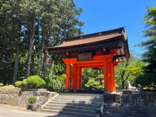 恵林寺の山門