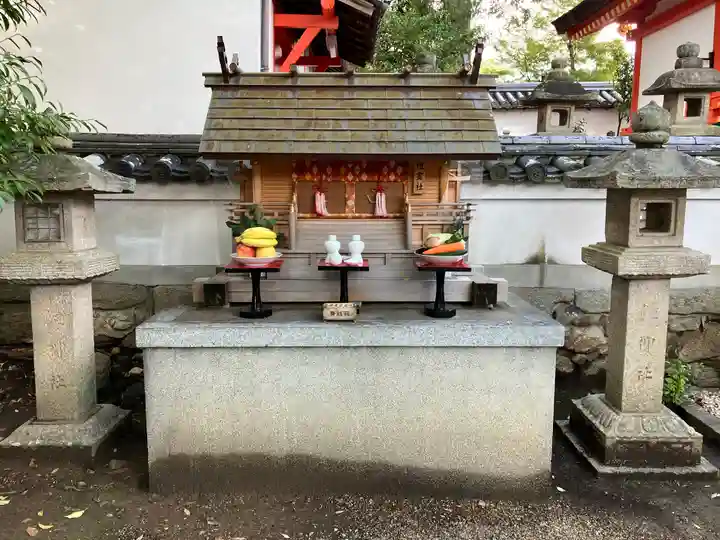南都鏡神社の末社・摂社
