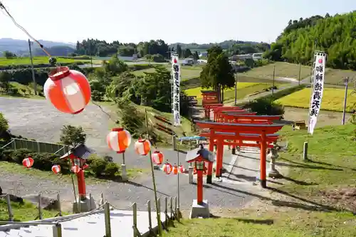 高屋敷稲荷神社の景色