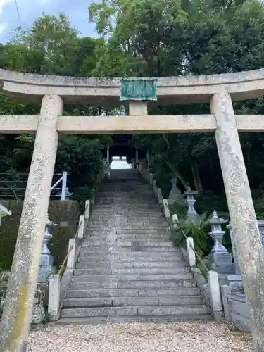 福良八幡神社の鳥居