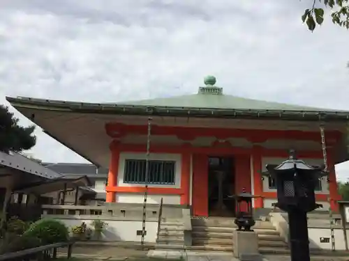 室泉寺の本殿・本堂