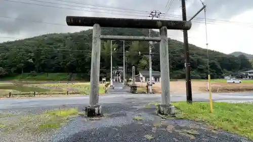 樺崎八幡宮の鳥居