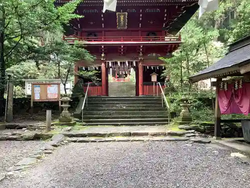 花園神社の山門