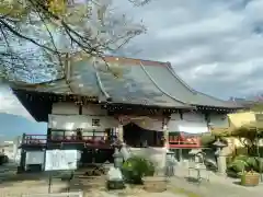 長久寺の本殿