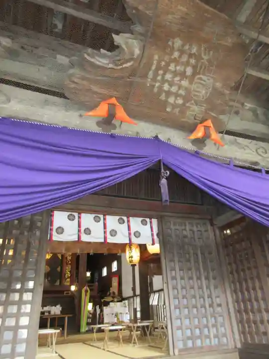 小室浅間神社の本殿・本堂