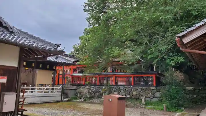 丹生官省符神社の本殿・本堂