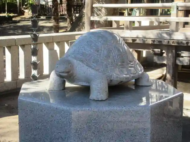 亀岡八幡宮(亀岡八幡神社)の像
