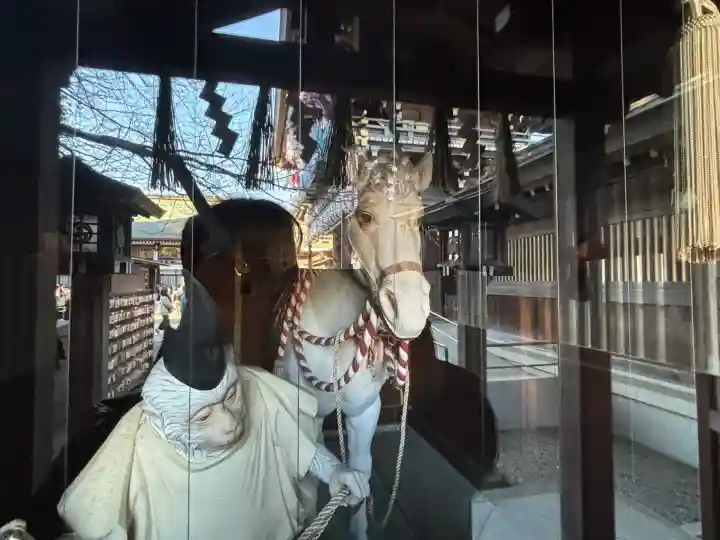 寒川神社の{uncategorized: "未分類", other: "その他", undefined: "問題あり", building: "その他建物", grave: "お墓", sacred_gate: "鳥居", guardian: "狛犬", statue: "像", buddha: "仏像", history: "歴史", nature: "自然", garden: "庭園", animal: "動物", pagoda: "塔", temizu: "手水舎", mountain_gate: "山門・神門", sanctuary: "本殿・本堂", subordinate: "末社・摂社", art: "芸術", scenery: "景色", jizo: "地蔵", ema: "絵馬", goshuin: "御朱印", omikuji: "おみくじ", items: "授与品その他", amulet: "お守り", goshuincho: "御朱印帳", eats: "食事", festival: "お祭り", votive_dance: "神楽", shichigosan: "七五三参", wedding: "結婚式", experience: "体験その他", initially: "初詣", around: "周辺", anti_infection: "感染症対策"}